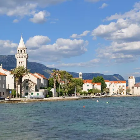 Ujakovic Apartment Kastela