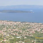 Ujakovic شقة *