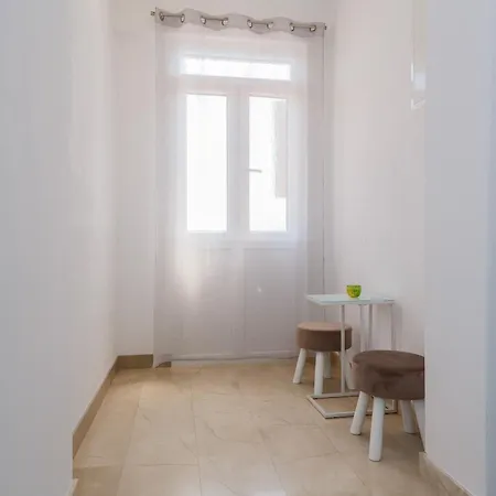 Ujakovic Apartment *
