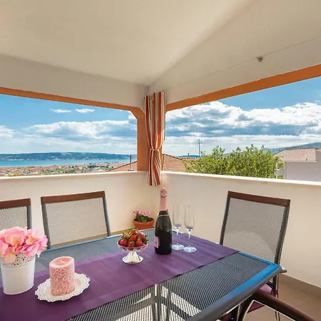 Apartament Ujakovic *